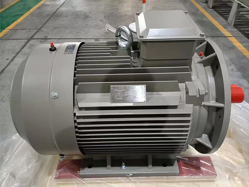 Grey ENNENG permanent magnet motor in a workshop